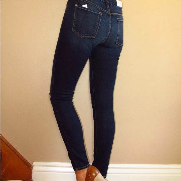 Last 👆7 For All Mankind Skinny Distressed Jeans - Picture 6 of 9